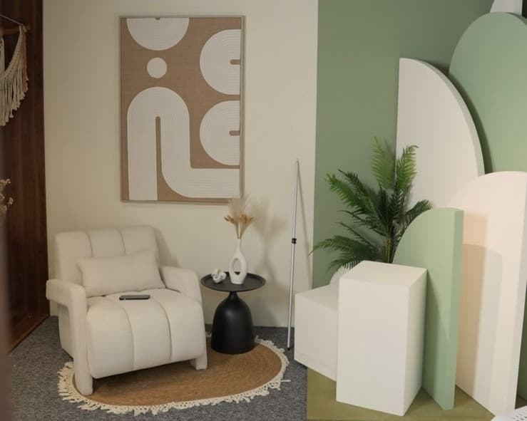 Studio Image 2